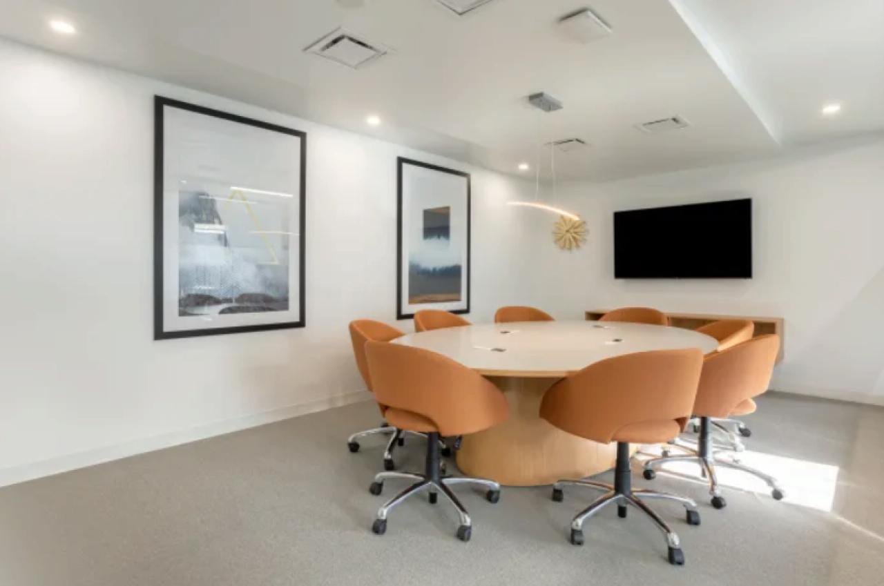 Bureau Noisy-le-Grand 1321m² Location bureau Noisy-le-Grand Seine-Saint-Denis OLBUR2421456 5